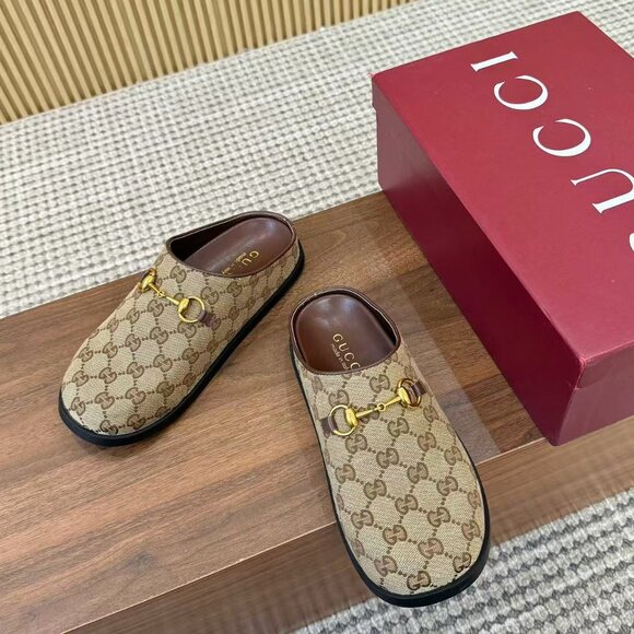 Gucci Beige Monogram Clogs - Picture 4 of 9